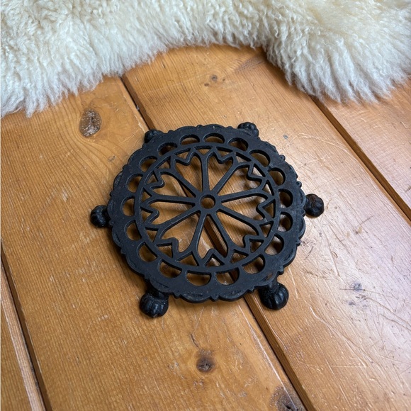 Antique Cast Iron Trivet - Picture 1 of 4
